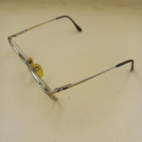 Диоптрични очила, снимка 3 - Слънчеви и диоптрични очила - 44536617