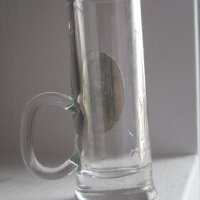 чаша с дръжка - рюмка водка герб кръст метал и стъкло, снимка 3 - Антикварни и старинни предмети - 30595289