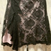 Дантелена официална вечерна черна пола с розова подплата , снимка 3 - Поли - 31497539