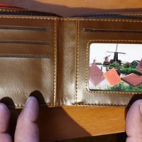 Продавам чисто ново портмоне от естествена кожа със прегради за лични документи банкноти и монети, снимка 4 - Портфейли, портмонета - 31853672
