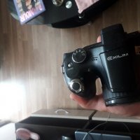 Casio Exilim, снимка 2 - Фотоапарати - 29934863