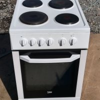 Готварска печка с 4 котлона BEKO, снимка 1 - Печки, фурни - 40379290