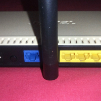 Безжичен рутер TENDA 300 Mbit/s, снимка 3 - Рутери - 40311810