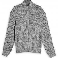 Дамски пуловер, снимка 1 - Блузи с дълъг ръкав и пуловери - 31451870