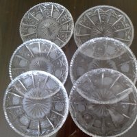 кристални чинийки, снимка 1 - Сервизи - 44434503