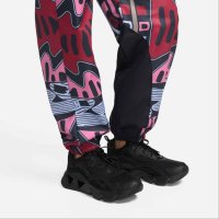 Дамско долнище Nike Sportswear High-Rise Woven Joggers(loose fit) - размер S, снимка 5 - Спортни екипи - 40677436