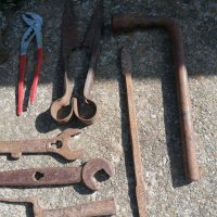 Сет стари ковани инструменти , снимка 8 - Селскостопанска техника - 38159026
