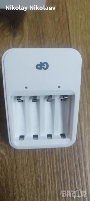 Зарядно за акумулаторни батерии, снимка 1