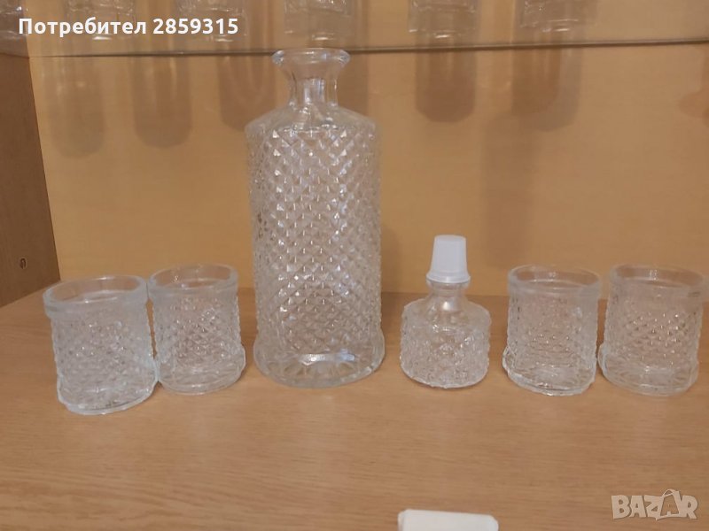 Сервиз / Комплект за уиски /ракия / водка чаши 6 бр + стъклена бутилка за алкохол, снимка 1