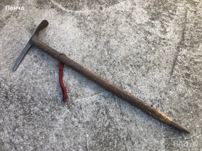 стар военен /алпийски/ пикел "STUBAI" - MADE IN AUSTRIA - WWII - WEHRMACHT Gebirgsjäger, снимка 1