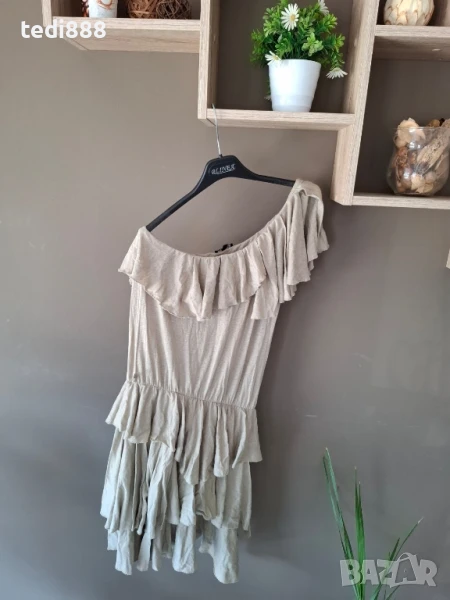 нова рокля, снимка 1