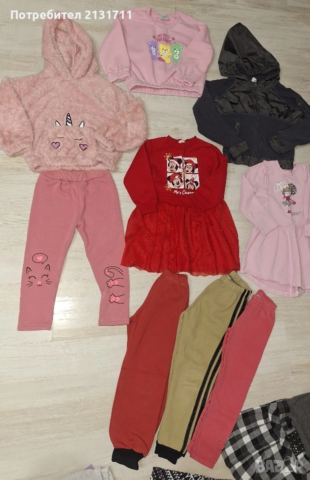 Голям лот дрешки подходящи за зимата за 5-6 години, снимка 1