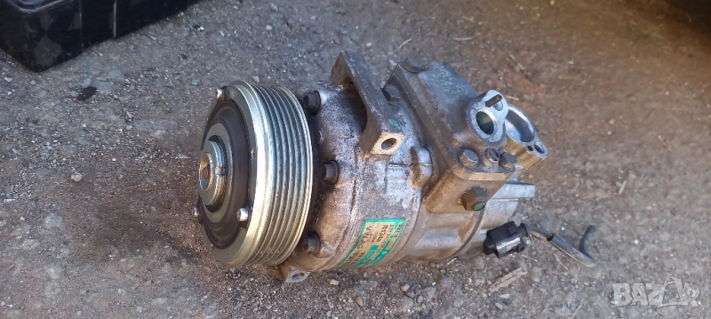 Компресор климатик VW Passat B6 1.9 TDI, снимка 1