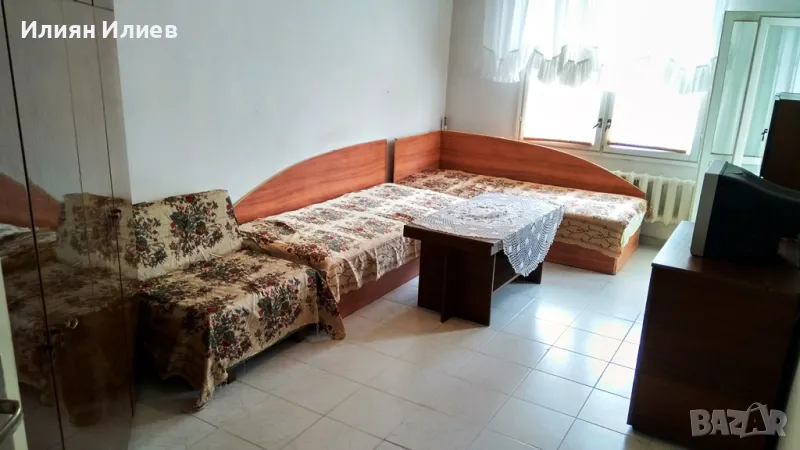 ТОП Център нощувки 5 легла в апартамент, безплатно за деца и Паркинг, снимка 1