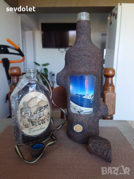 Интересен и красив лот-Колекционерски бутилки.Цената е за двете., снимка 1