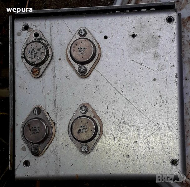 Електронни елементи на ал. Радиатор грец 5 А ТЕСЛА 7815 2бр транзистори, снимка 1