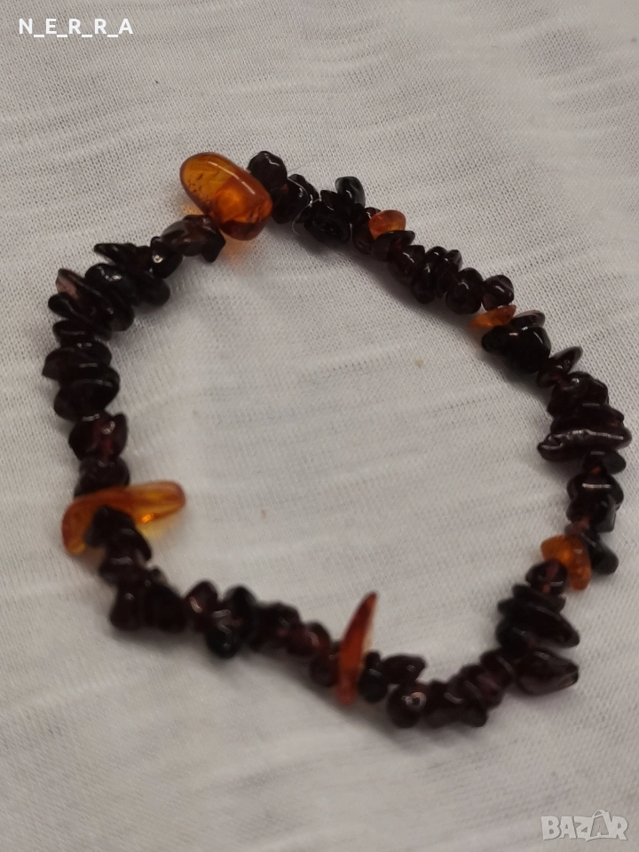 Гривна от естествен гранат и кехлибар, снимка 1