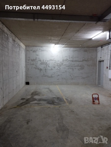 Подземен паркинг, снимка 1