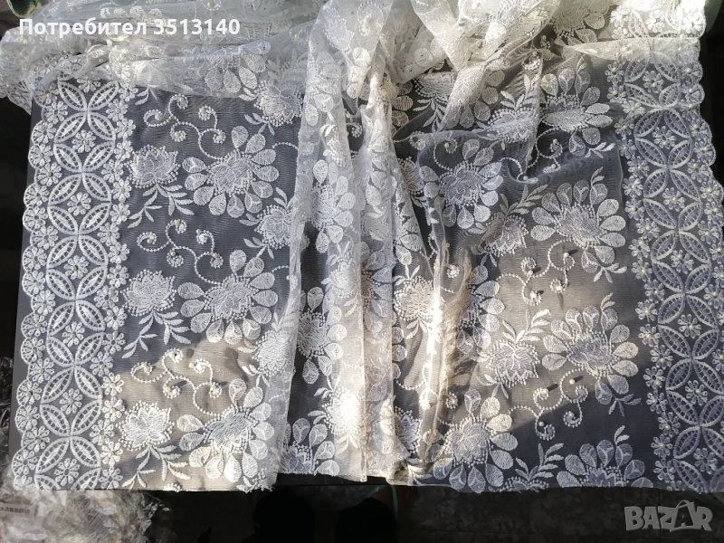Бяла дантела бродерия 130/455 см, снимка 1