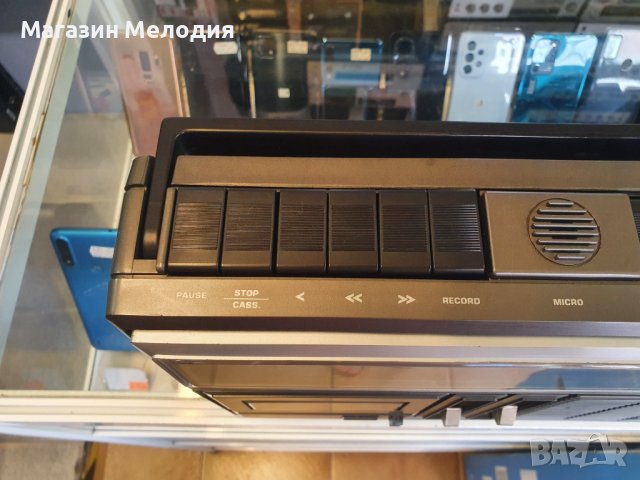 Радиокасетофон Telefunken bajazzo CR 950 В отлично техническо и визуално състояние. , снимка 10 - Радиокасетофони, транзистори - 37027610