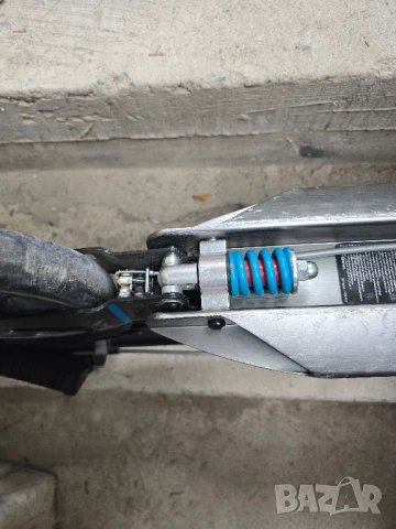 ФРЕНСКА тротинетка за до 100 кг пасажер, снимка 8 - Скутери и тротинетки - 51417271