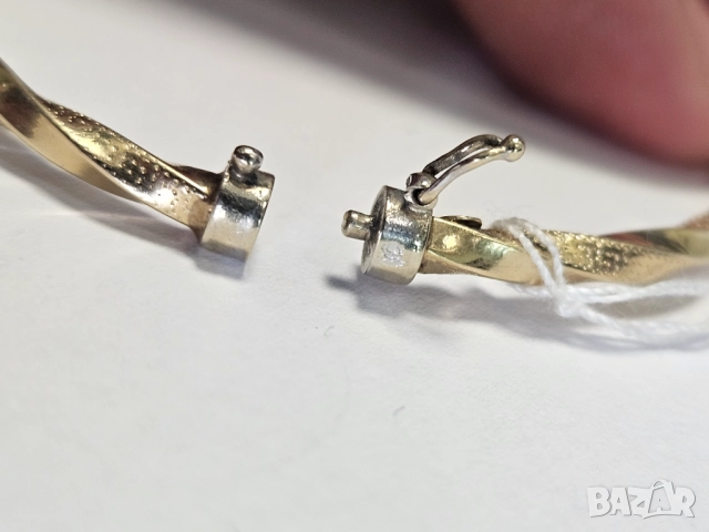 Златна твърда женска гривна 585/14к 6.63гр, снимка 2 - Гривни - 51665178