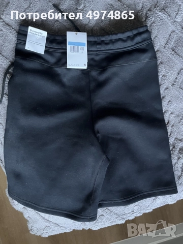 Продавам оригинални къси Nike tech гащи, снимка 3 - Къси панталони - 56442547