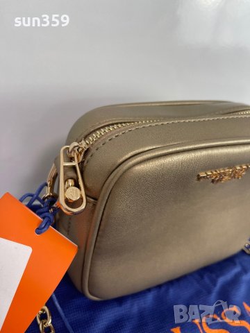 Златиста чанта Trussardi, снимка 3 - Чанти - 42686426