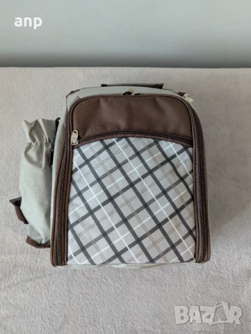 Чанта за пикник с комплект за хранене | Като нова