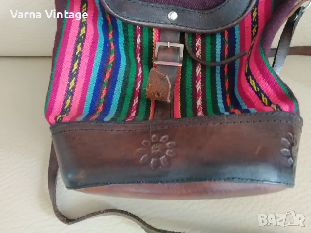  Стилна дамска чанта от естествена кожа и плат в етно стил, снимка 6 - Чанти - 49914416