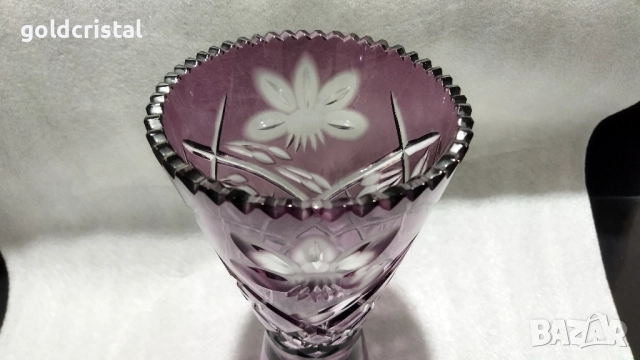 кристална ваза , снимка 2 - Антикварни и старинни предмети - 51872244