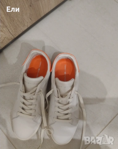 Маратонки Tommy Hilfiger , снимка 3 - Маратонки - 53343015