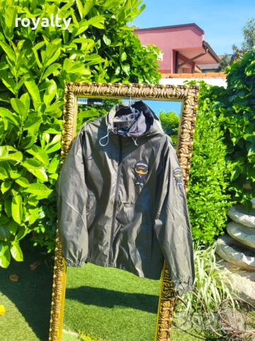 Мъжка Ветровка 