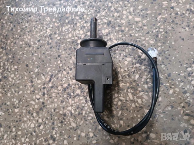 гълтач и ключ Mercedes W203 контактен ключ 2035450508 , 203 545 05 08, снимка 2 - Части - 51274919