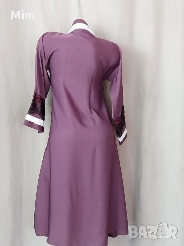 M/L Халат в лилаво с бродерия , снимка 4 - Нощници - 51862571