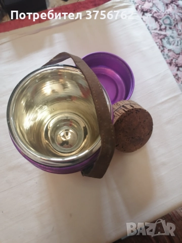 Продавам запазен термос за храна от 60 те, снимка 4 - Термоси - 52352460