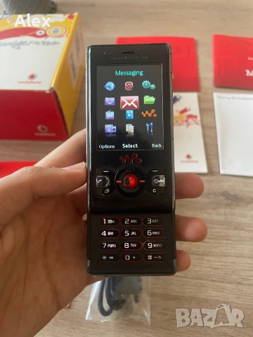 Sony Ericcson W595 Отключен с кутия, снимка 2 - Sony Ericsson - 54081357