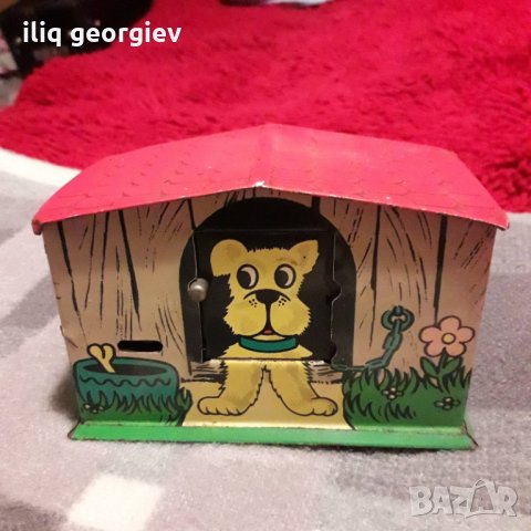 Касичка с механика