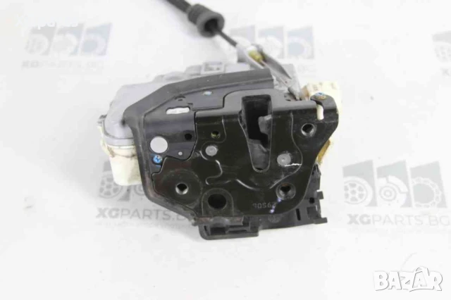 Брава врата предна лява за Volkswagen Passat B6 (2005-2010) , снимка 3 - Части - 51175211