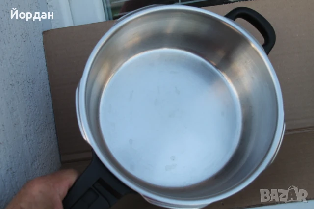 Немска тенджера под налягане ''WMF'' , снимка 14 - Съдове за готвене - 50584980