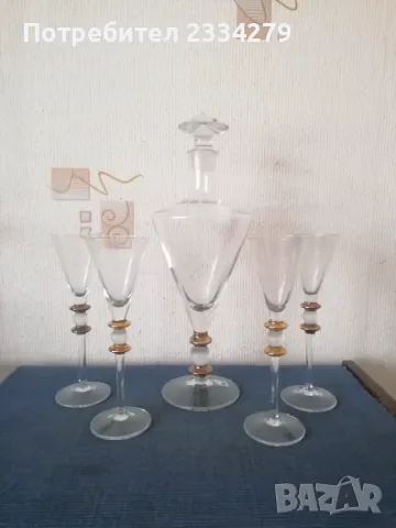 Сервиз от 5чаши и гарафа, златни кантове. Подходящ за вино, шампанско и други алкохолни напитки. , снимка 4 - Сервизи - 49664493