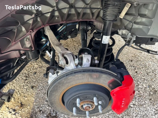Tesla model y eu на части!, снимка 6 - Автомобили и джипове - 53285414
