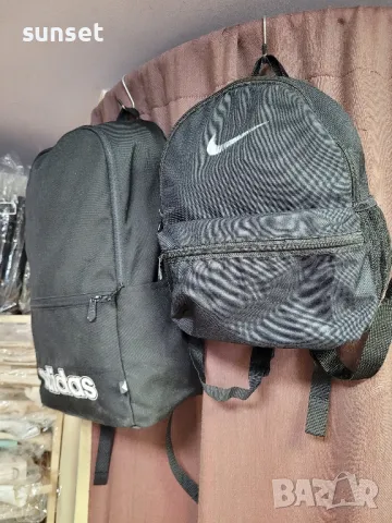 NIKE мини черна раница+  ADIDAS  голяма ,оригинална, снимка 3 - Раници - 48767855