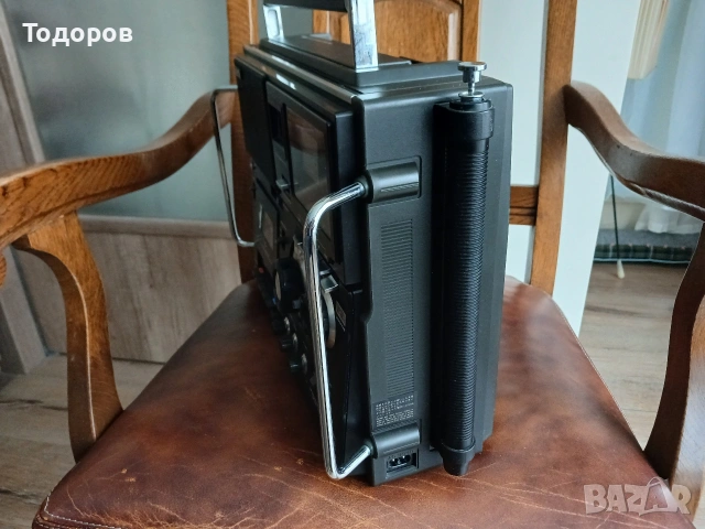 Ретро радиокасетофон. Sony CFS 950 S, снимка 4 - Ресийвъри, усилватели, смесителни пултове - 53942169