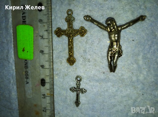 ЛОТ ТРИ СТАРИ МЕТАЛНИ КРЪСТЧЕТА РАЗПЯТИЕ 39223, снимка 9 - Колиета, медальони, синджири - 42091078