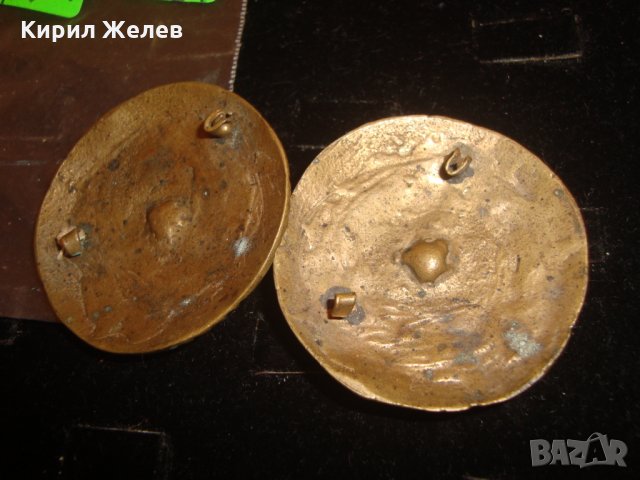 2 ВЪЗРОЖДЕНСКИ БРОНЗОВИ ОРНАМЕНТИРАНИ БРОШКИ УКРАШЕНИЕ АПЛИКАЦИЯ СТАРИННИ МАЙСТОРСКА РАБОТА 57901, снимка 4 - Колекции - 30550267