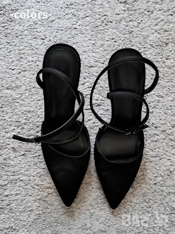 Обувки с ток Bershka, снимка 3 - Дамски обувки на ток - 50594393