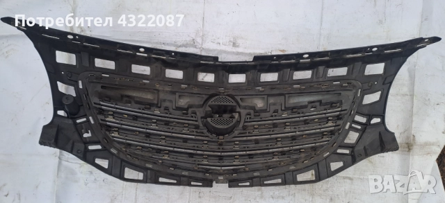 Решетка / Решетки предна броня от Опел Инсигния Opel Insignia 2.0CDTI 160к.с 2011г., снимка 2 - Части - 52171305