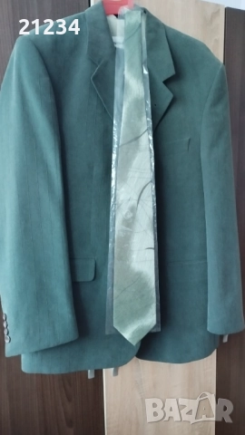 Мъжки костюм четири части 