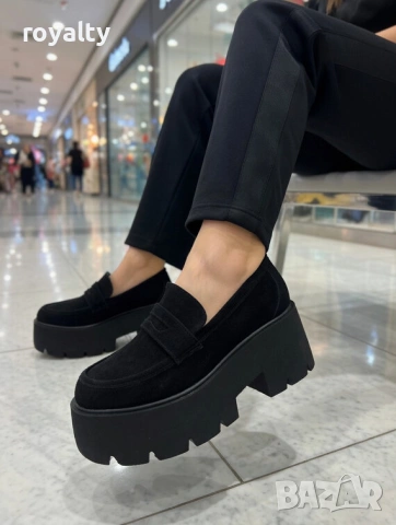 Обувки на платформа - черен велур, снимка 3 - Дамски ежедневни обувки - 54120420